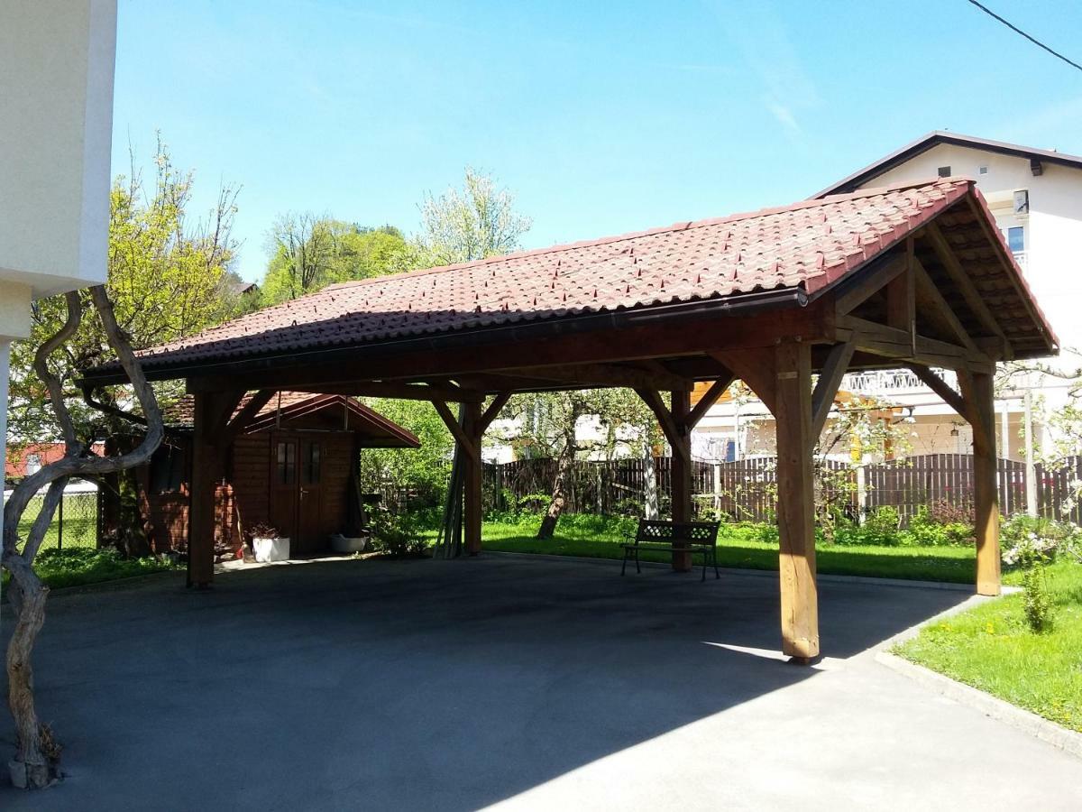 Vila Bbq Ljubljana Exterior photo